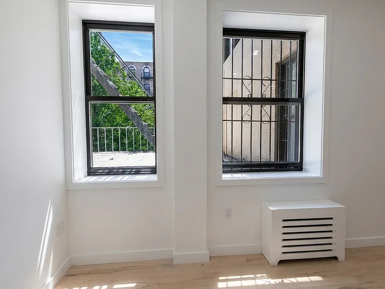 945 W End Ave #2C2 — Photo 6