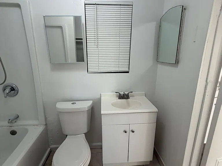 1225 Water St #C — Photo 28
