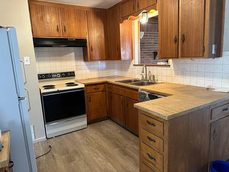 4605 Dakota Ave — Photo 13