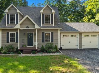 591 Snake Meadow Rd, Plainfield, CT 06239