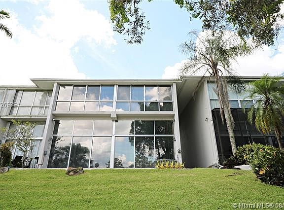 Rear view, large windows for great views and natural light