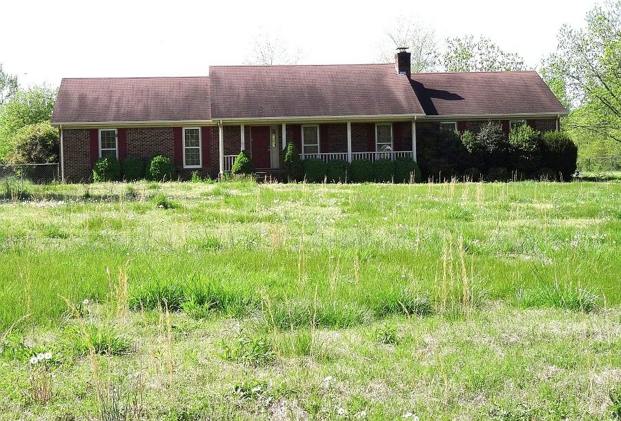 1st image of 190 Cathy Dr