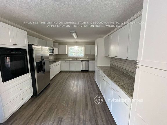 4th image of 1108 Dogwood Park