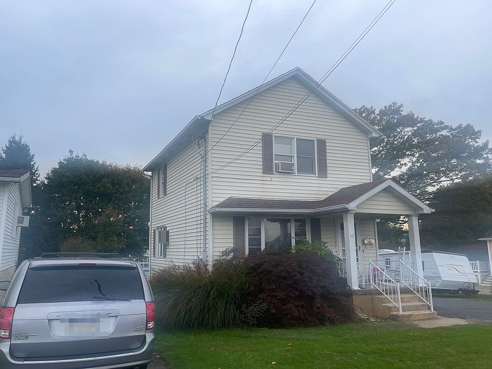 637 E Grant St, Olyphant, PA 18447 Zillow