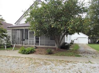 816 Gray St, Bridgeport, IL 62417