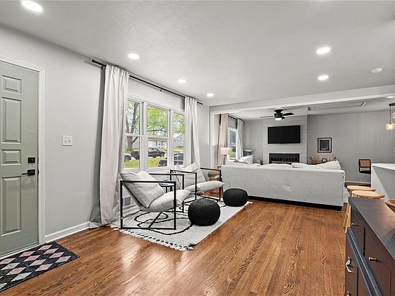 5th image of 1001 NE 67th Pl