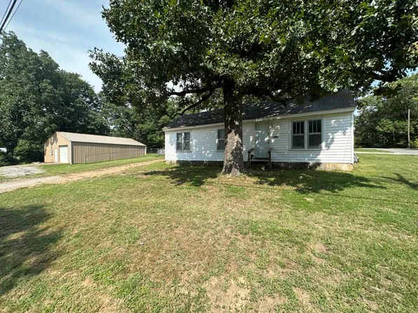 2215 Neeley St, Batesville, AR 72501