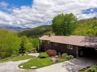 1407 Wolf Mountain Rd, Tuckasegee, NC 28783