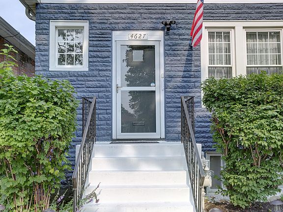 3rd image of 4627 N Karlov Ave