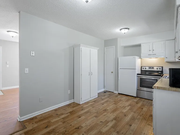 1613 N Chester Rd — Photo 18