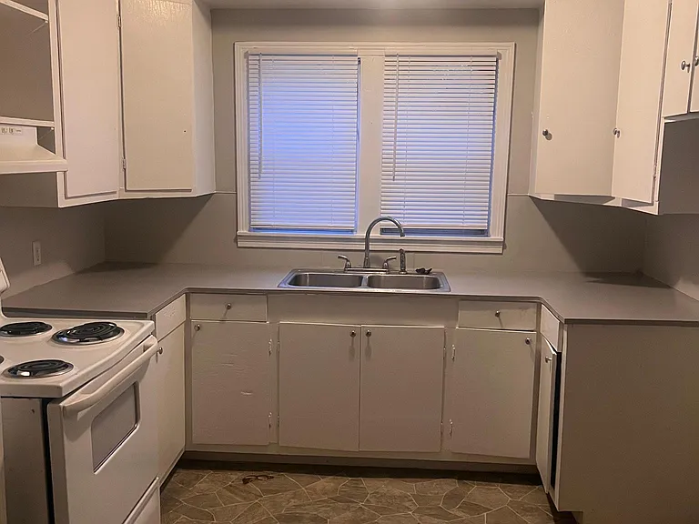 191 Treehaven Dr — Photo 9