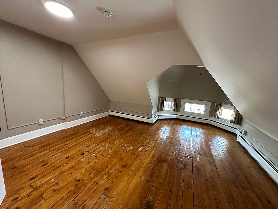 1st image of 839 Neil Ave #20482299