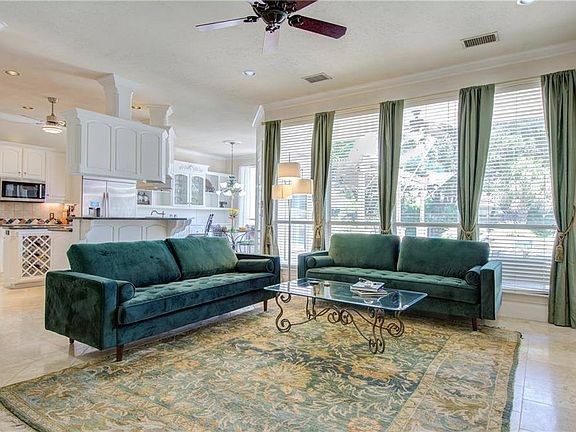 3rd image of 7037 Shadow Creek Ct
