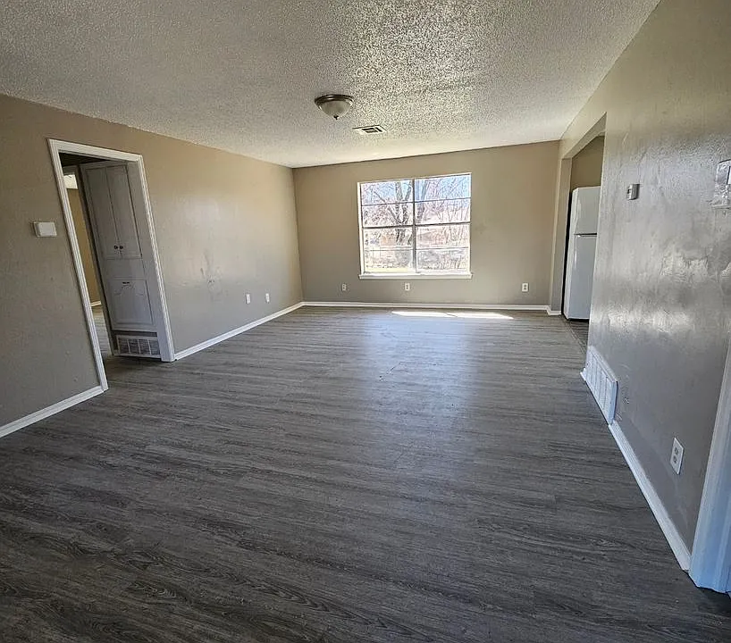 3448 Parker Dr
