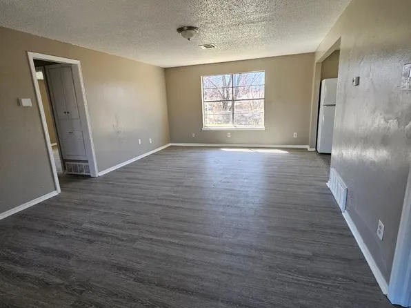 3448 Parker Dr, Oklahoma City, OK 73135