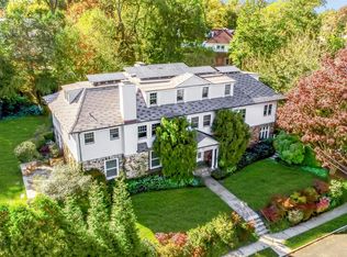 631 Esplanade, Pelham, NY 10803