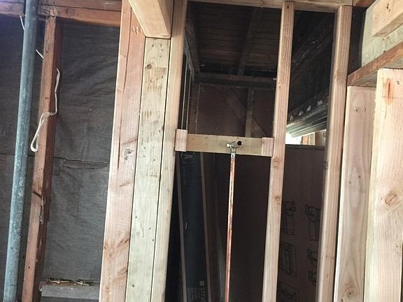 4th image of 131 Cedar St