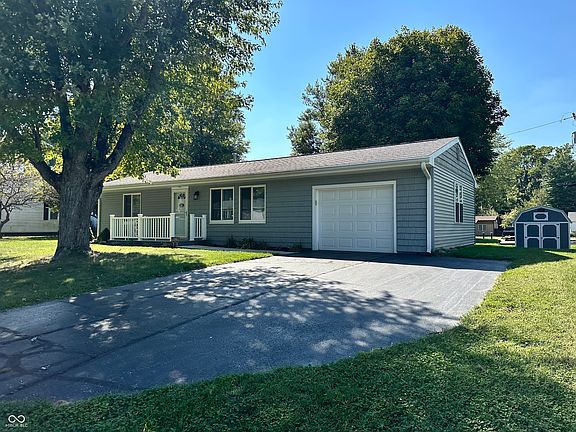 3rd image of 21 Park Forest Ln