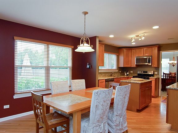 3rd image of 34472 N Old Walnut Cir