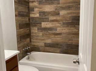 2828 Wylie Ave APT 2, Pittsburgh, PA 15219