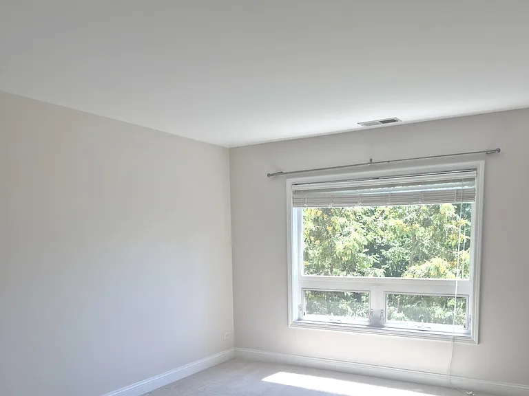 1635 N Milwaukee Ave #303 — Photo 7
