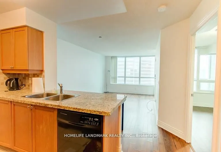 25 Greenview Ave #1722 — Photo 4