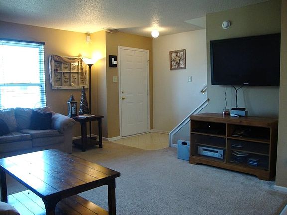 3rd image of 2750 Chilton Dr