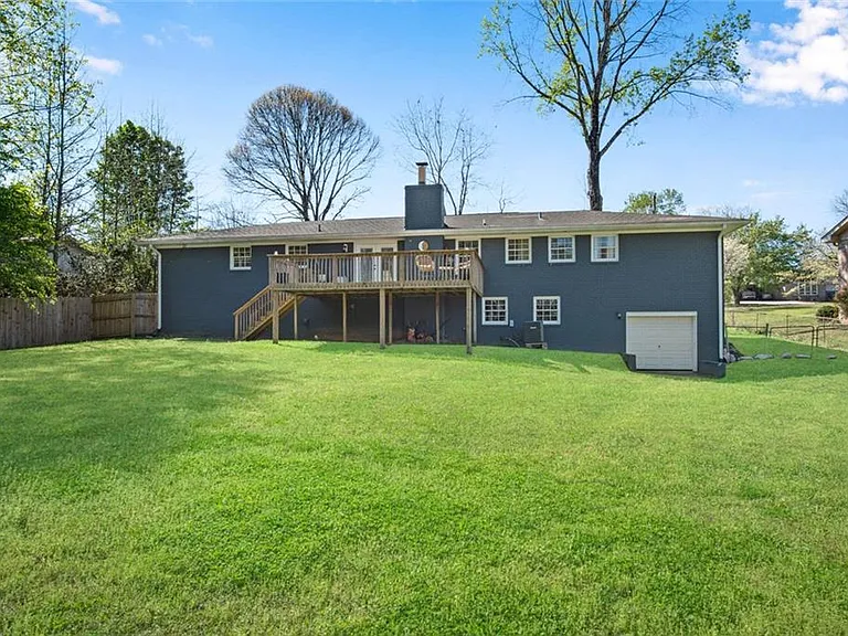 3941 Forest Dr — Photo 41