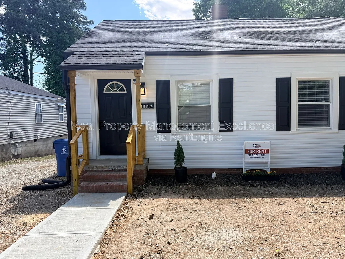 Photo 2 of 19 - 114 E Club Blvd #A - Durham, NC Building Photo - 114 E Club Blvd #A
