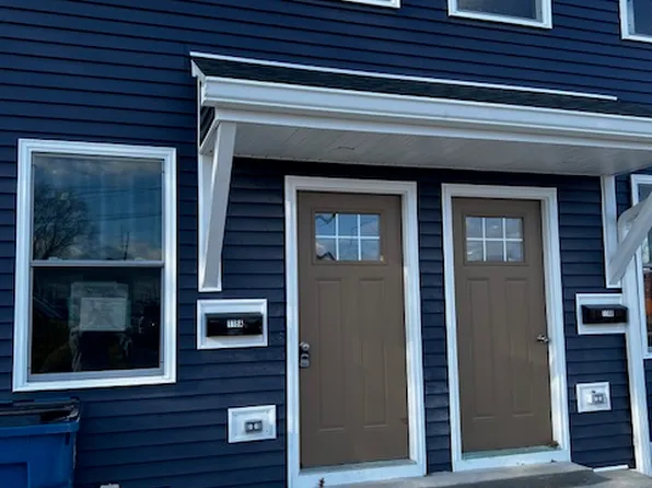 118 N Early St, Hummelstown, PA 17036