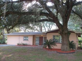 4989 Bobwhite Ct, Dade City, FL 33523