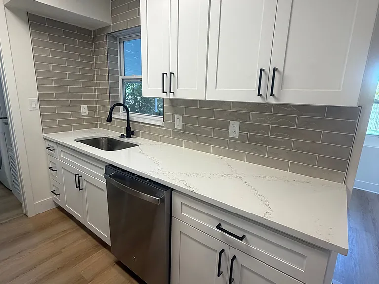 1235 Wilson St — Photo 11