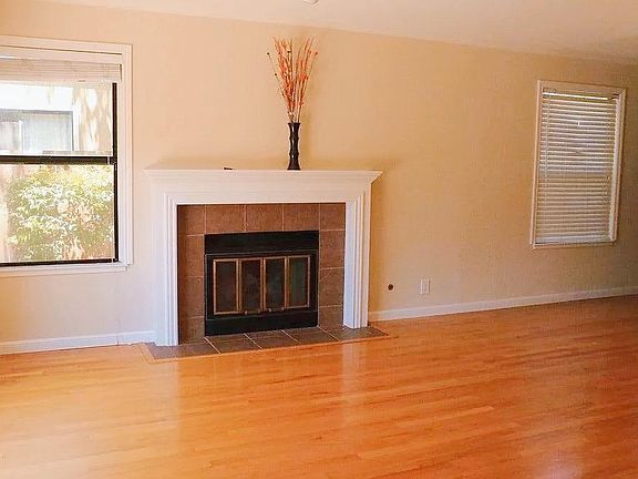 4th image of 2429 Rebecca Lynn Way