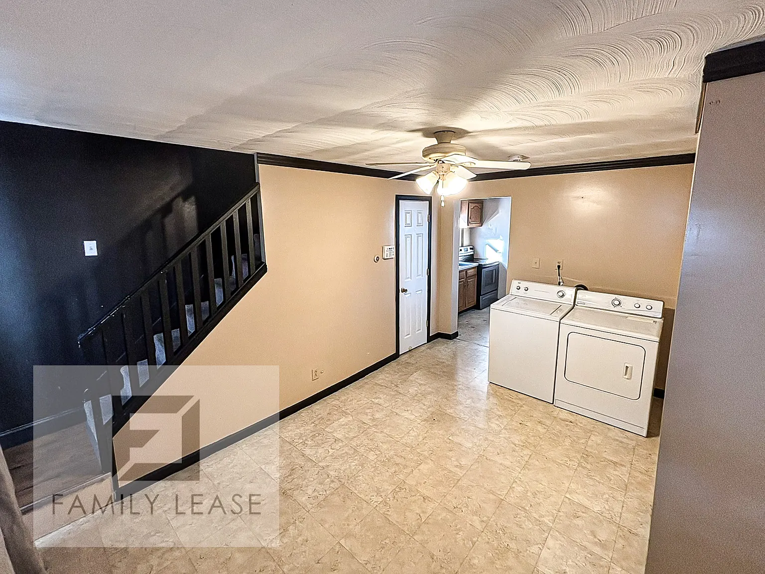 2 bed, 820 sqft, $775 — Photo 3
