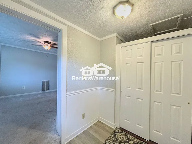 8455 Radnor Rd — Photo 6