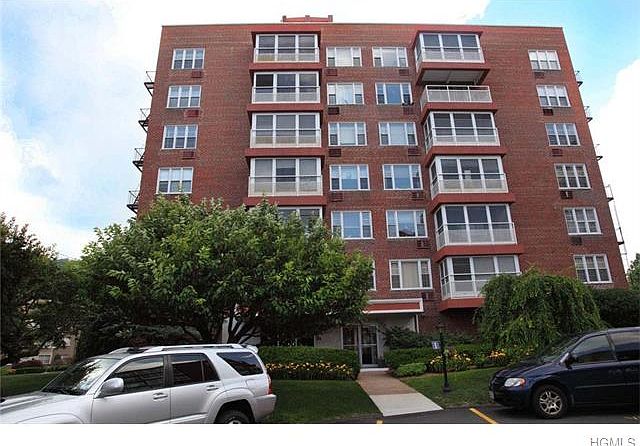 1st image of 1 Salisbury Pt APT 3C