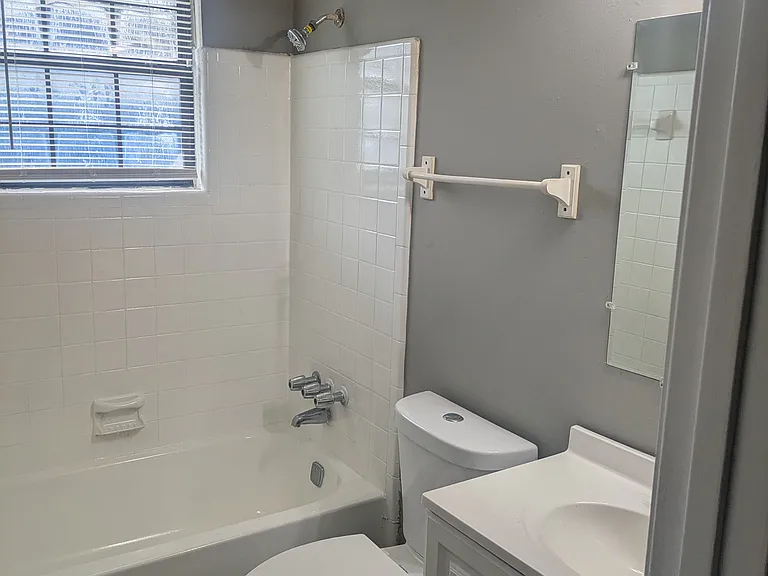 7257 Indian Hill Trl — Photo 8