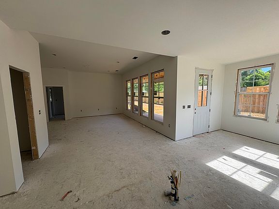 5th image of 1722 Parkside