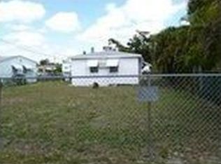 220 NW 129th St, North Miami, FL 33168