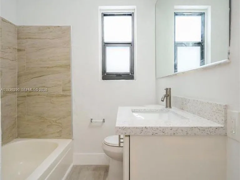 7927 Crespi Blvd #1 — Photo 6