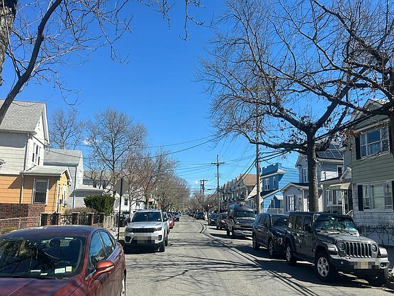 4th image of 8602 107th Ave