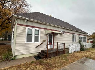 207 Vine St, Atwood, KS 67730