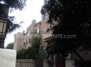 10914 Camarillo St APT 06, North Hollywood, CA 91602