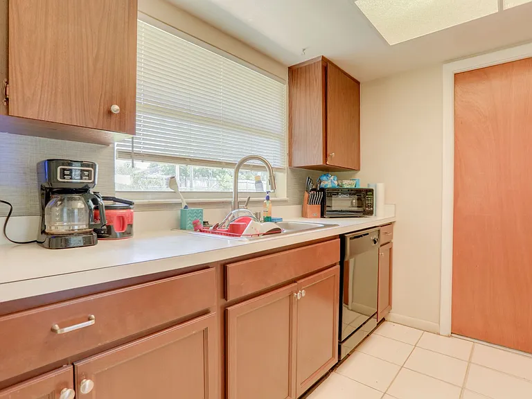 3086 Bluebrook Dr — Photo 8