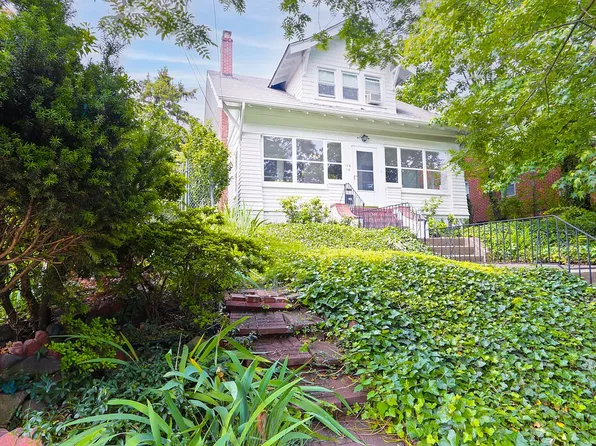 186-19 Wexford Ter, Jamaica, NY 11432