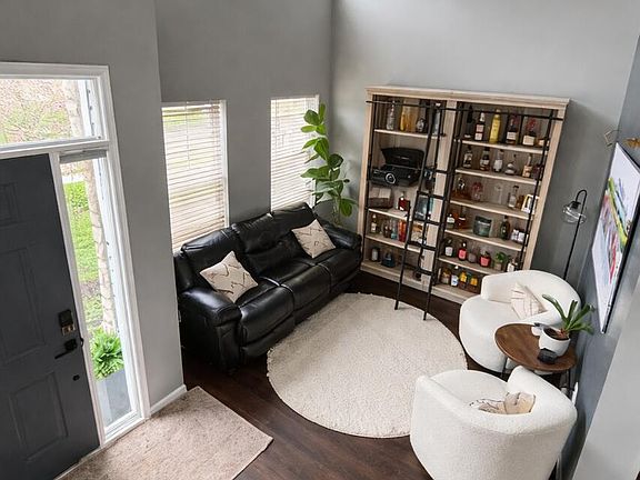3rd image of 5532 Connorwill Dr