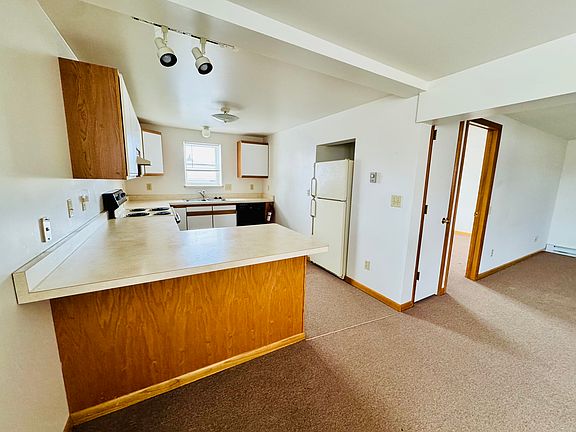 3rd image of 2 Maple St #D