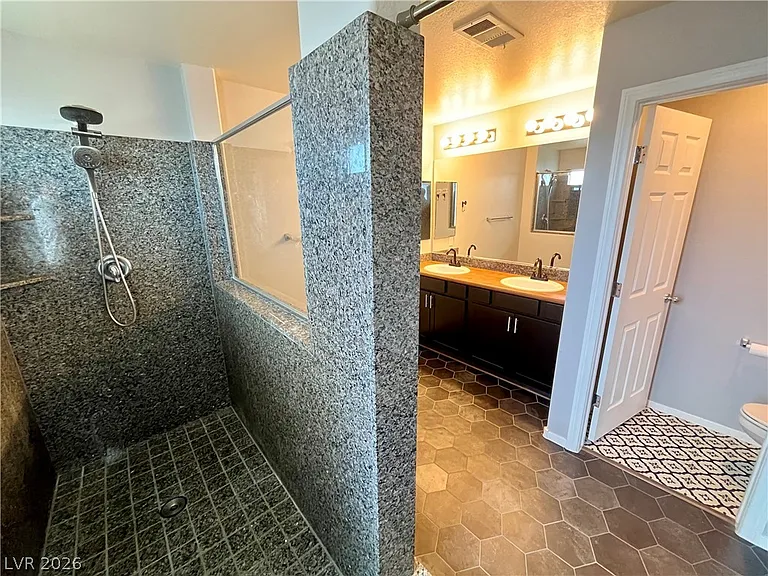 1045 Spotted Saddle St — Photo 13
