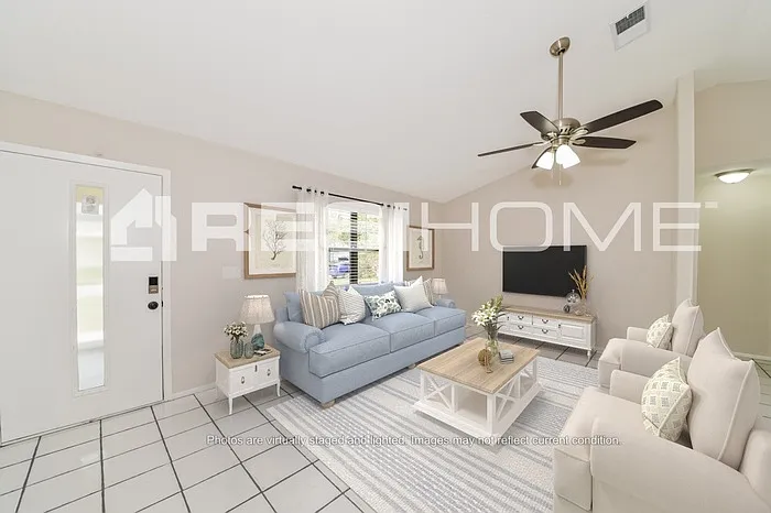 3 bed, 2.0 bath, 1248 sqft, $2,275 — Photo 4