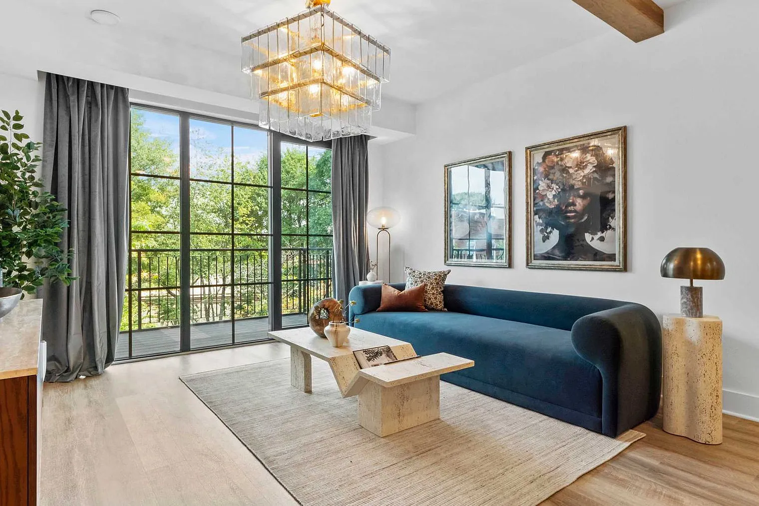 2 bed, 2.0 bath, 979 sqft, $4,721 — Photo 1